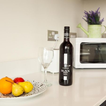 Dashing 1Br Penthouse Near Mcr Stadiums Манчестър Екстериор снимка
